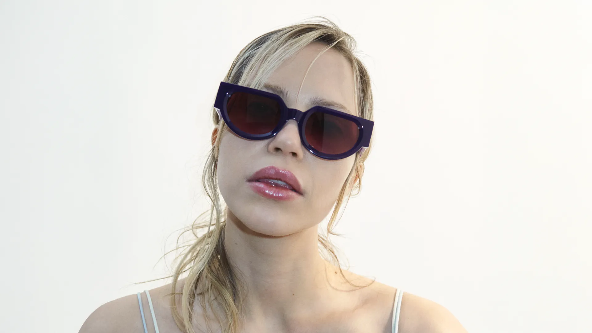 occhiali da sole viola Gamine